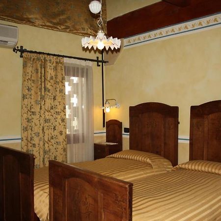Вилла Agriturismo Corte Milone Пескантина Экстерьер фото